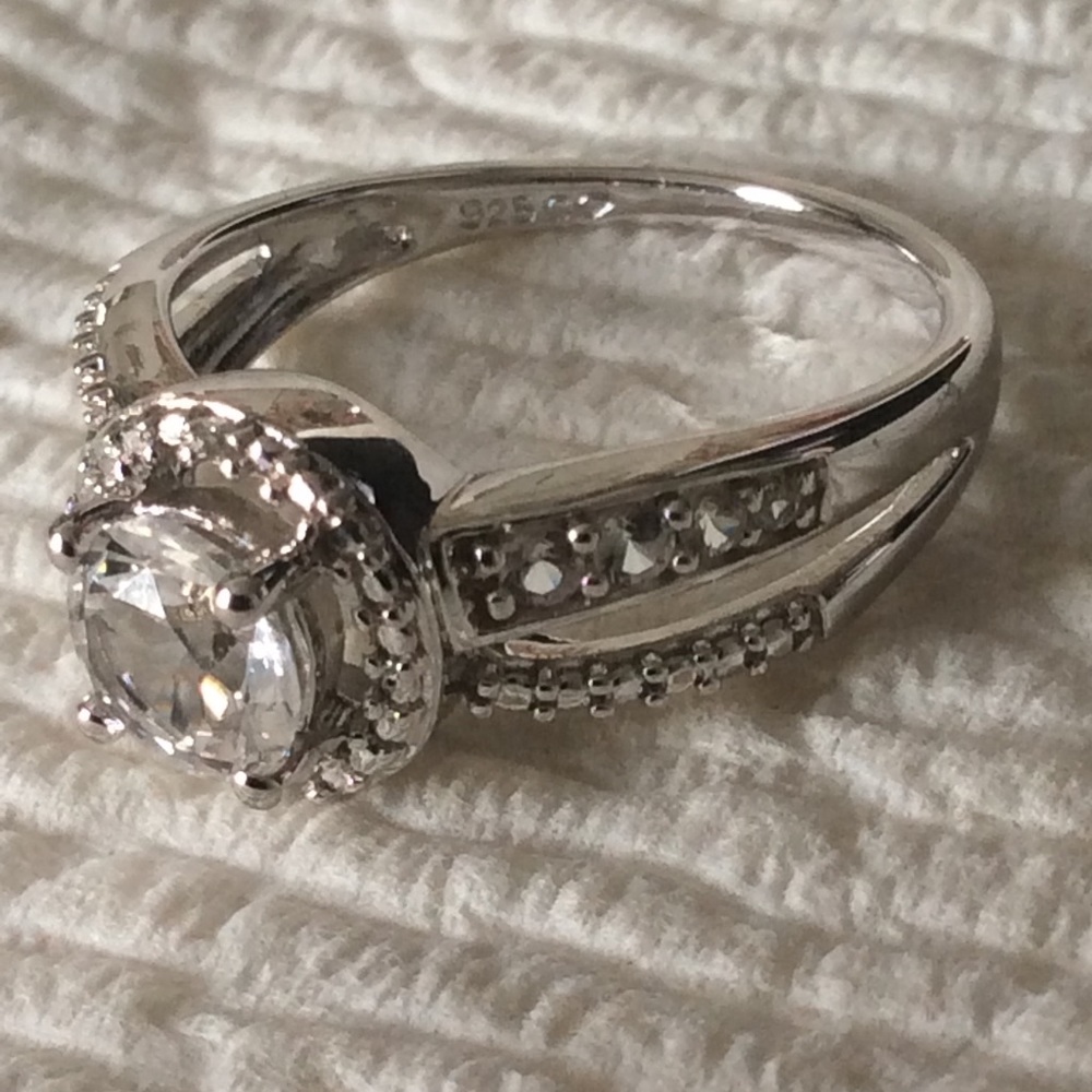 HOLD Kay Jewelers White Sapphire Ring - Picture 4 of 8